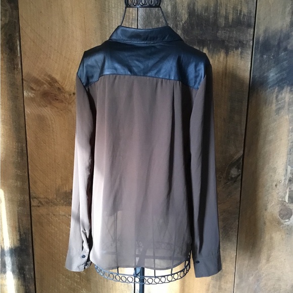 Mind Code Button Down Blouse - Picture 2 of 3